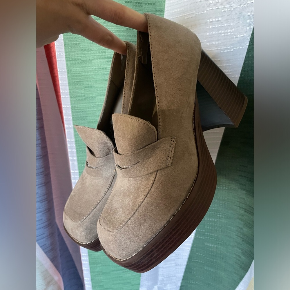 Gray/brown chunky heeled loafers